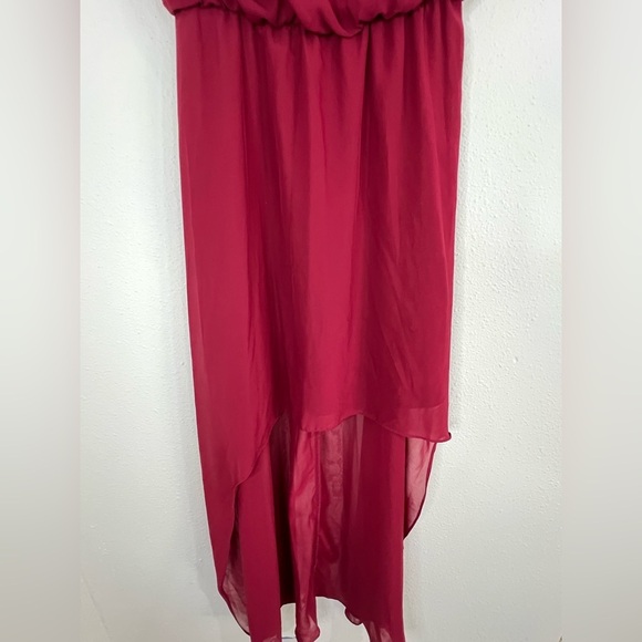 Pompous Girly Women’s Burgundy Off-Shoulder High-Low Dress Size Small 29”-48” - Picture 5 of 10